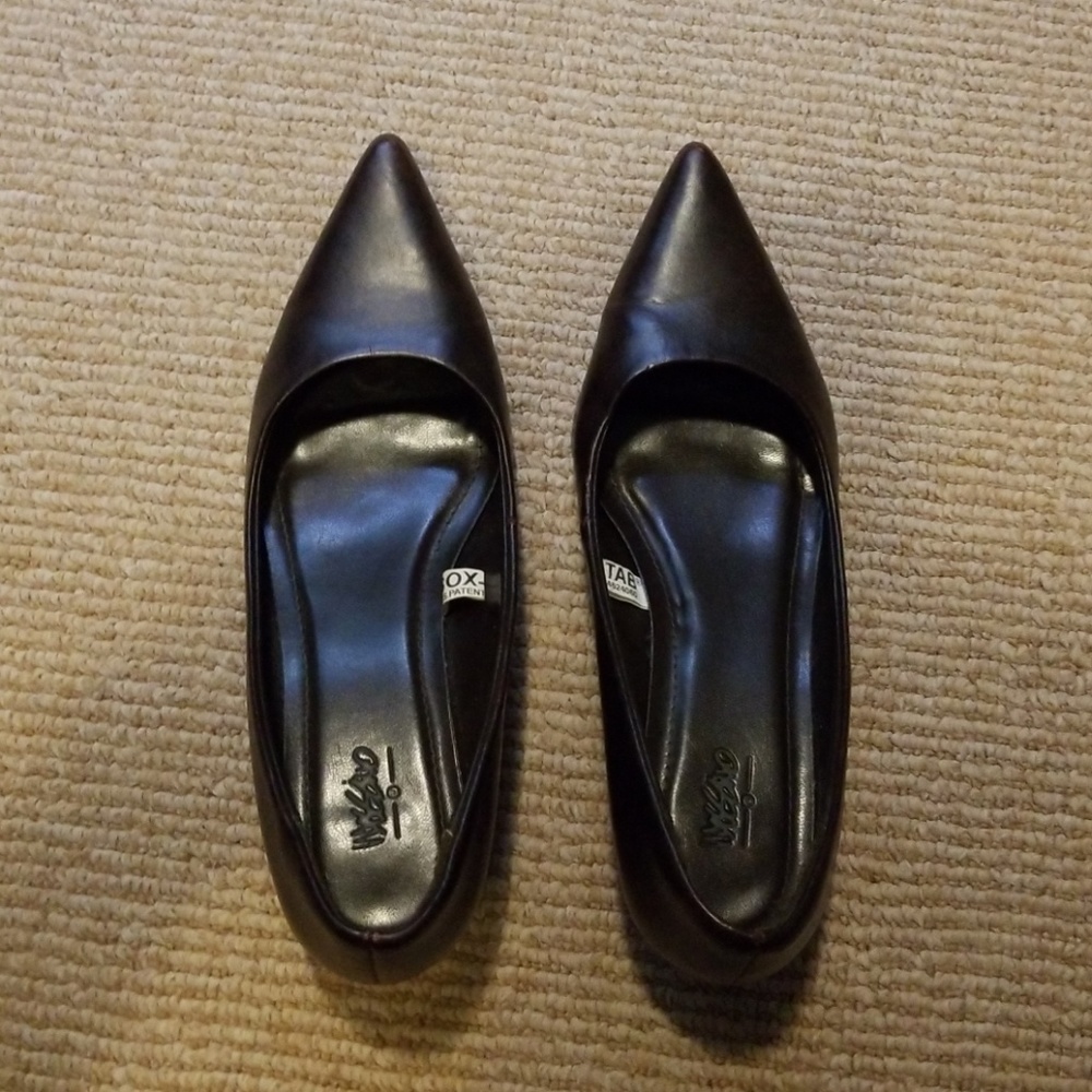 Mossimo kitten heels